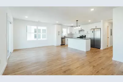 746 Seaport Dr #B, Elizabeth, NJ 07201 - Photo 5