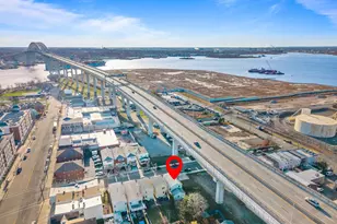185 W 3rd St, Bayonne, NJ 07002 - Photo 17