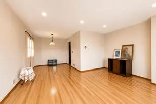 185 W 3rd St, Bayonne, NJ 07002 - Photo 3