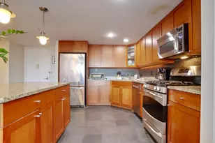 700 Grove St, Jersey City, NJ 07310 - Photo 5