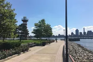 1 Shore Ln, Jersey City, NJ 07310 - Photo 23