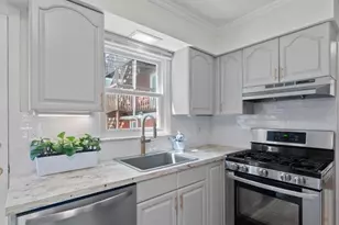 68 Broadway, Bayonne, NJ 07002 - Photo 9