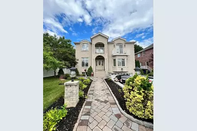 367 Morse Ave #2, Ridgefield, NJ 07657 - Photo 1