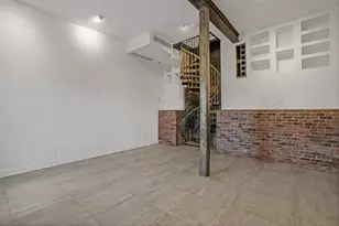 9009 Riverside Pl, North Bergen, NJ 07047 - Photo 5