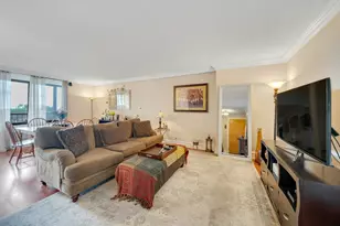 300 Winston Dr, Cliffside Park, NJ 07010 - Photo 5
