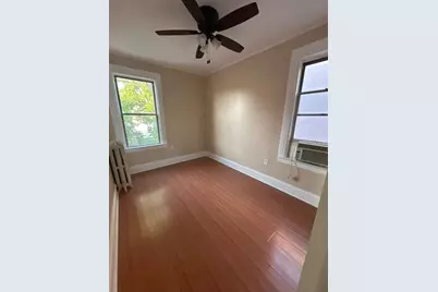 270 Woodlawn Ave, Jersey City, NJ 07305 - Photo 13