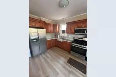 270 Woodlawn Ave, Jersey City, NJ 07305 - Photo 15