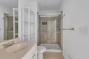 451 Albany Ct, West New York, NJ 07093 - Photo 15