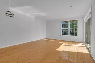 451 Albany Ct, West New York, NJ 07093 - Photo 9