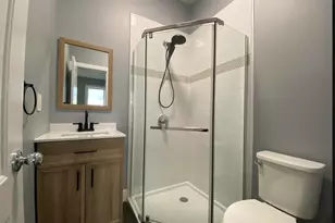 698 Broadway, Bayonne, NJ 07002 - Photo 15