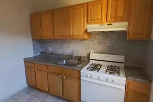 325 52nd St, West New York, NJ 07093 - Photo 7