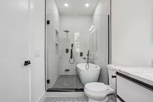 68 Thorne St, Jersey City, NJ 07307 - Photo 23