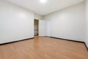 86 Seaview Ave, Jersey City, NJ 07305 - Photo 3