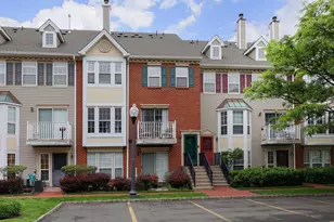 33 Dogwood St, Jersey City, NJ 07305 - Photo 3