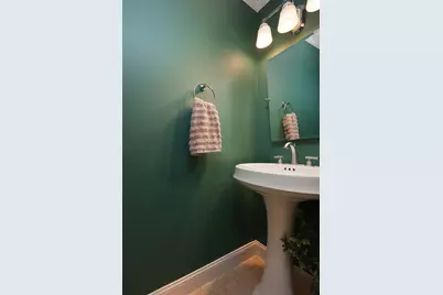 33 Dogwood St, Jersey City, NJ 07305 - Photo 21