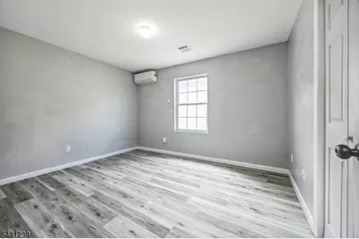 708 Ocean Ave, Jersey City, NJ 07305 - Photo 13