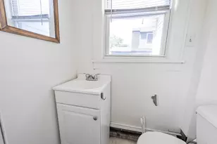 174 Phelps Ave, Bergenfield, NJ 07621 - Photo 9
