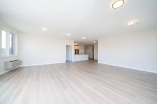 16 Bennett St, Jersey City, NJ 07304 - Photo 5