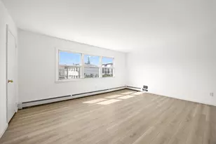 26 Pierce Ave, Jersey City, NJ 07307 - Photo 15