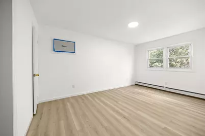 26 Pierce Ave, Jersey City, NJ 07307 - Photo 11