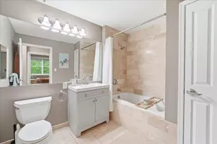 4 Constellation Pl, Jersey City, NJ 07305 - Photo 13