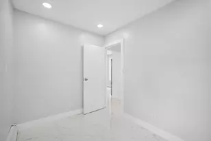 209 71st St, Guttenberg, NJ 07093 - Photo 13