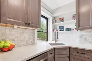595 Jersey Ave, Jersey City, NJ 07302 - Photo 9