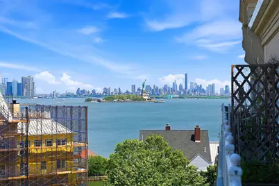 101 Shearwater Ct East #62, Jersey City, NJ 07305 - Photo 11
