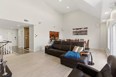 101 Shearwater Ct East #62, Jersey City, NJ 07305 - Photo 3