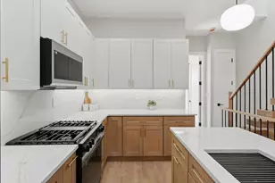 477 Martin Luther King Jr Dr, Jersey City, NJ 07304 - Photo 7