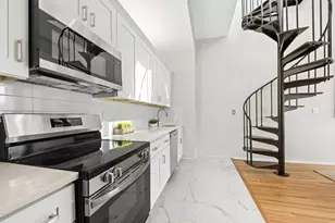 222 Grand St, Hoboken, NJ 07030 - Photo 17