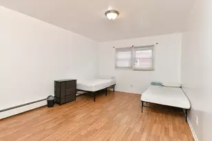 207 Manhattan Ave, Jersey City, NJ 07307 - Photo 13