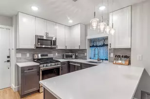 152 Beach St, Jersey City, NJ 07307 - Photo 9