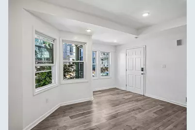 26 Olean Ave, Jersey City, NJ 07304 - Photo 21