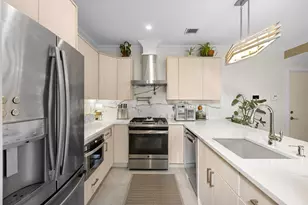 95 Thorne St, Jersey City, NJ 07307 - Photo 3