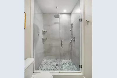 95 Thorne St, Jersey City, NJ 07307 - Photo 15