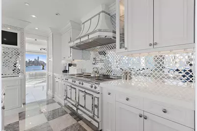 600 Harbor Blvd #1079-81R, Weehawken, NJ 07086 - Photo 17