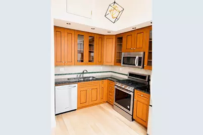 300 Communipaw Ave #302, Jersey City, NJ 07304 - Photo 5