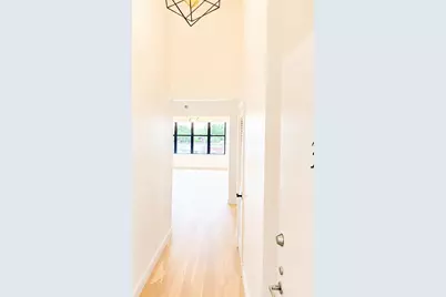 300 Communipaw Ave #302, Jersey City, NJ 07304 - Photo 3