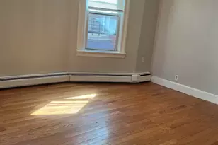 187 Wegman Pkwy, Jersey City, NJ 07305 - Photo 3