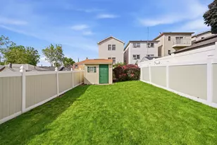136 Poplar St, Jersey City, NJ 07307 - Photo 7