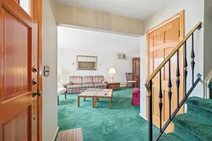 136 Poplar St, Jersey City, NJ 07307 - Photo 11