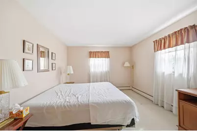 136 Poplar St, Jersey City, NJ 07307 - Photo 25