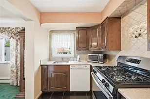 136 Poplar St, Jersey City, NJ 07307 - Photo 19