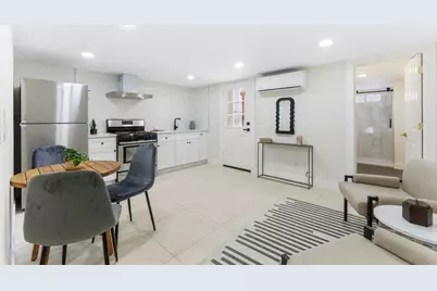 53 Jewett Ave, Jersey City, NJ 07304 - Photo 11