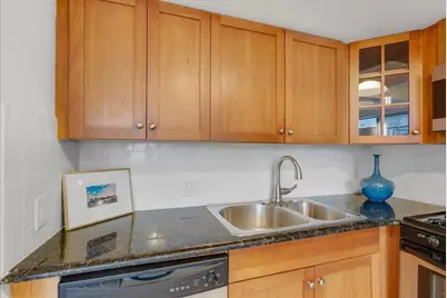 300 Communipaw Ave #18, Jersey City, NJ 07304 - Photo 5