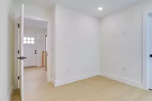 182 Columbia Ave, Jersey City, NJ 07307 - Photo 11