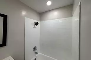 40 Beacon Ave, Jersey City, NJ 07306 - Photo 15