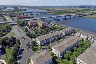 180 Blue Heron Dr, Secaucus, NJ 07094 - Photo 43