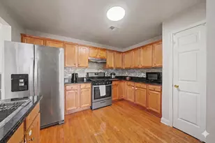 180 Blue Heron Dr, Secaucus, NJ 07094 - Photo 19